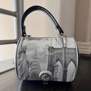 2000s vintage New York bag